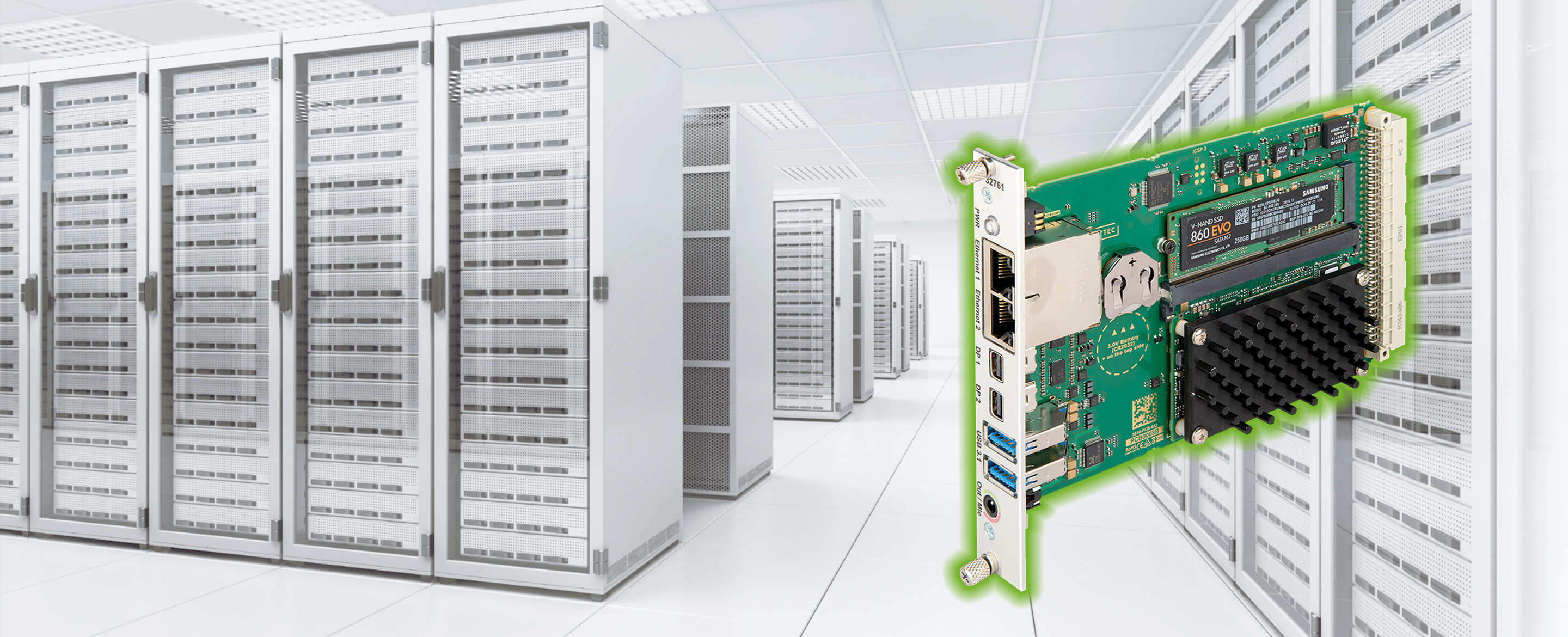 Industrie-PC im Kontrollraum – ultraFLEX PC im 19 Zoll Rack eines Leitstandes